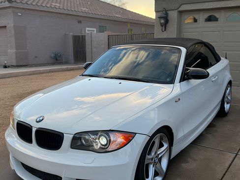 Used 2008 BMW 135i Convertible image 4
