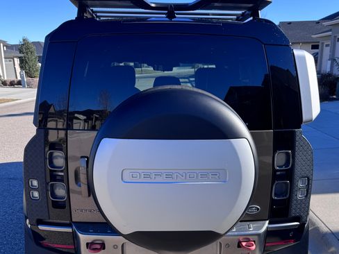 Used 2021 Land Rover Defender 110 X image 11