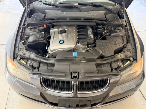 Used 2006 BMW 325i Sedan image 9