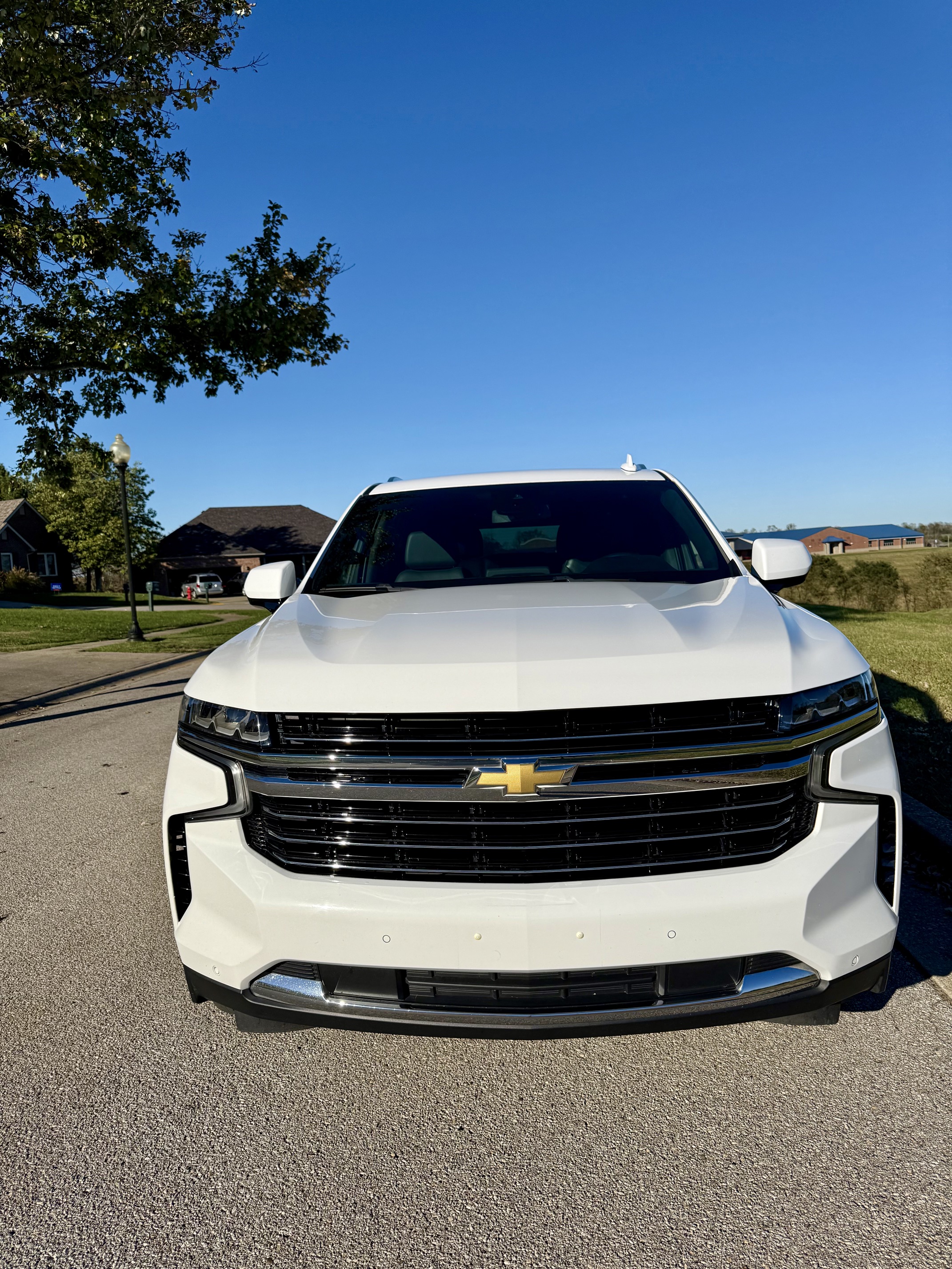 Used 2023 Chevrolet Tahoe LT AWD/4WD image 2