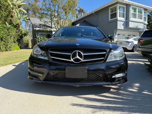Used 2015 Mercedes-Benz C 250 Coupe image 1
