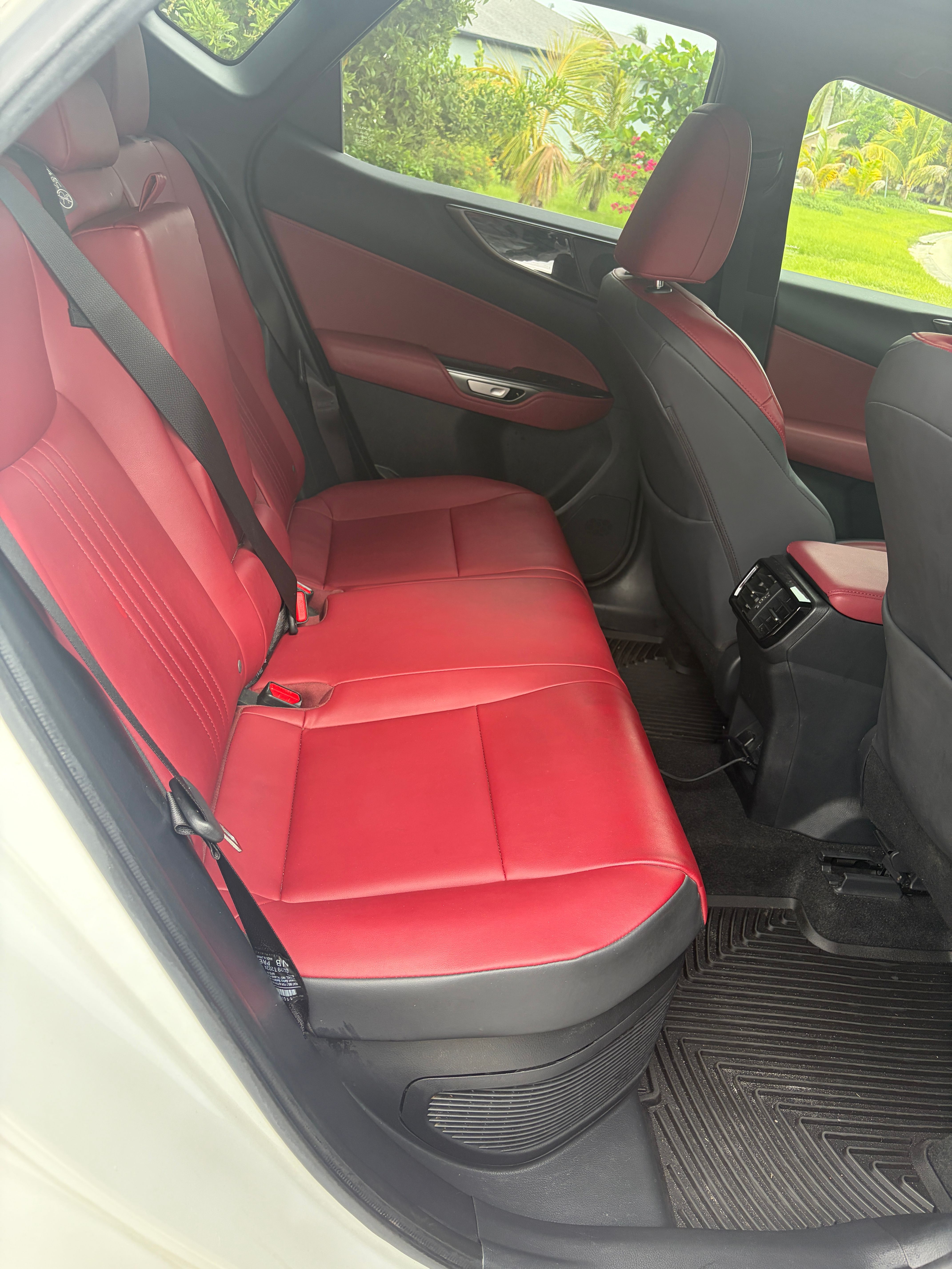 Used 2025 Lexus NX 350h AWD w/ Premium Package image 12