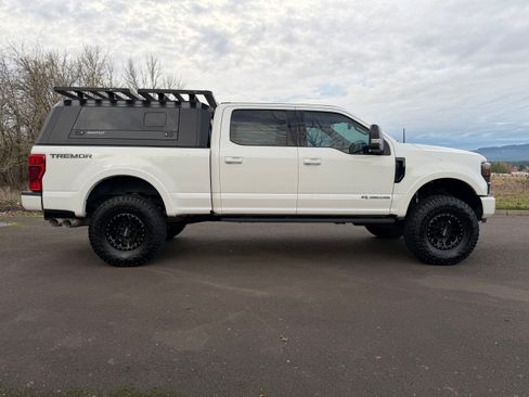 Used 2020 Ford F250 Lariat image 5