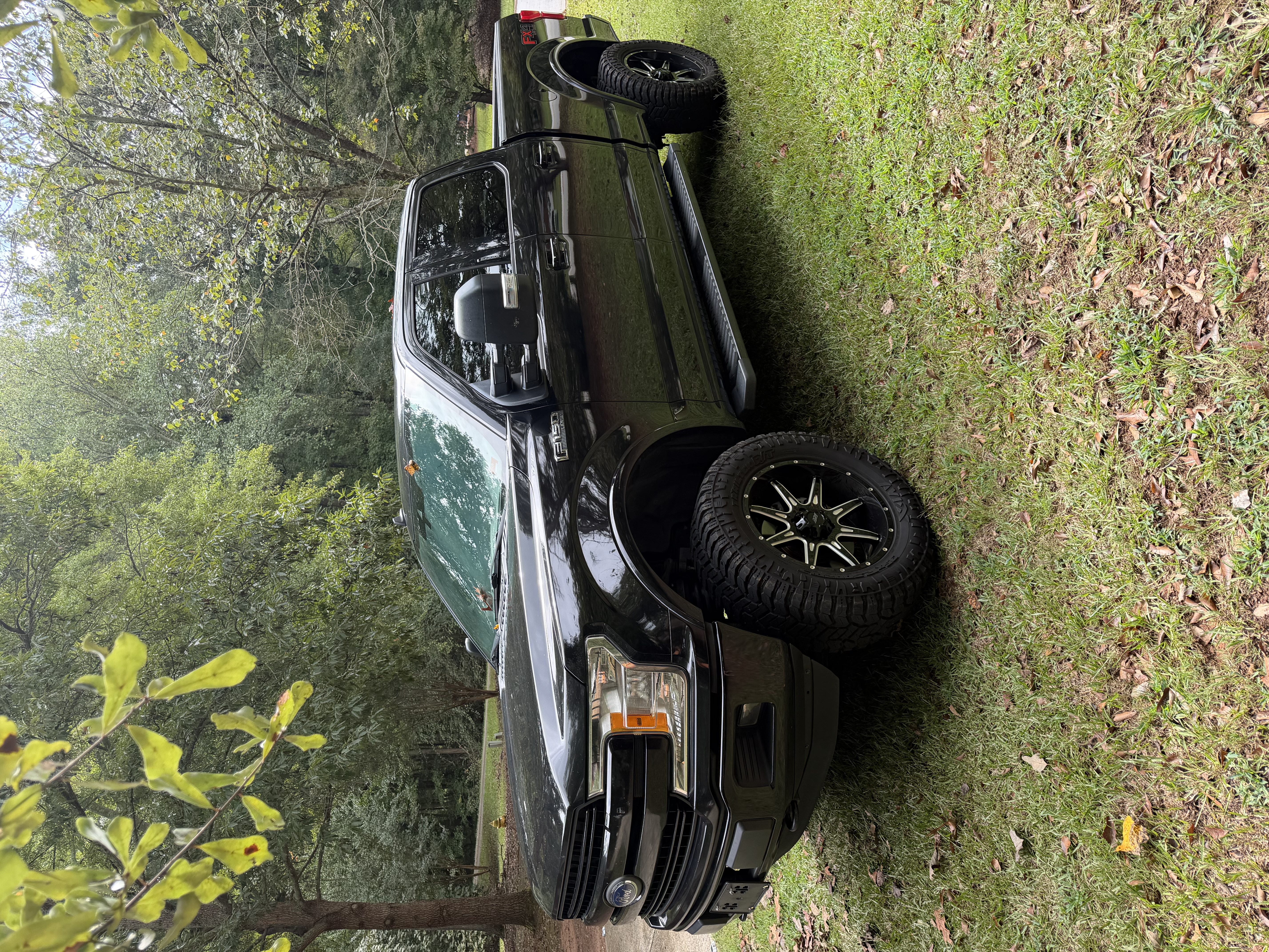 Used 2020 Ford F150 Lariat AWD/4WD image 1