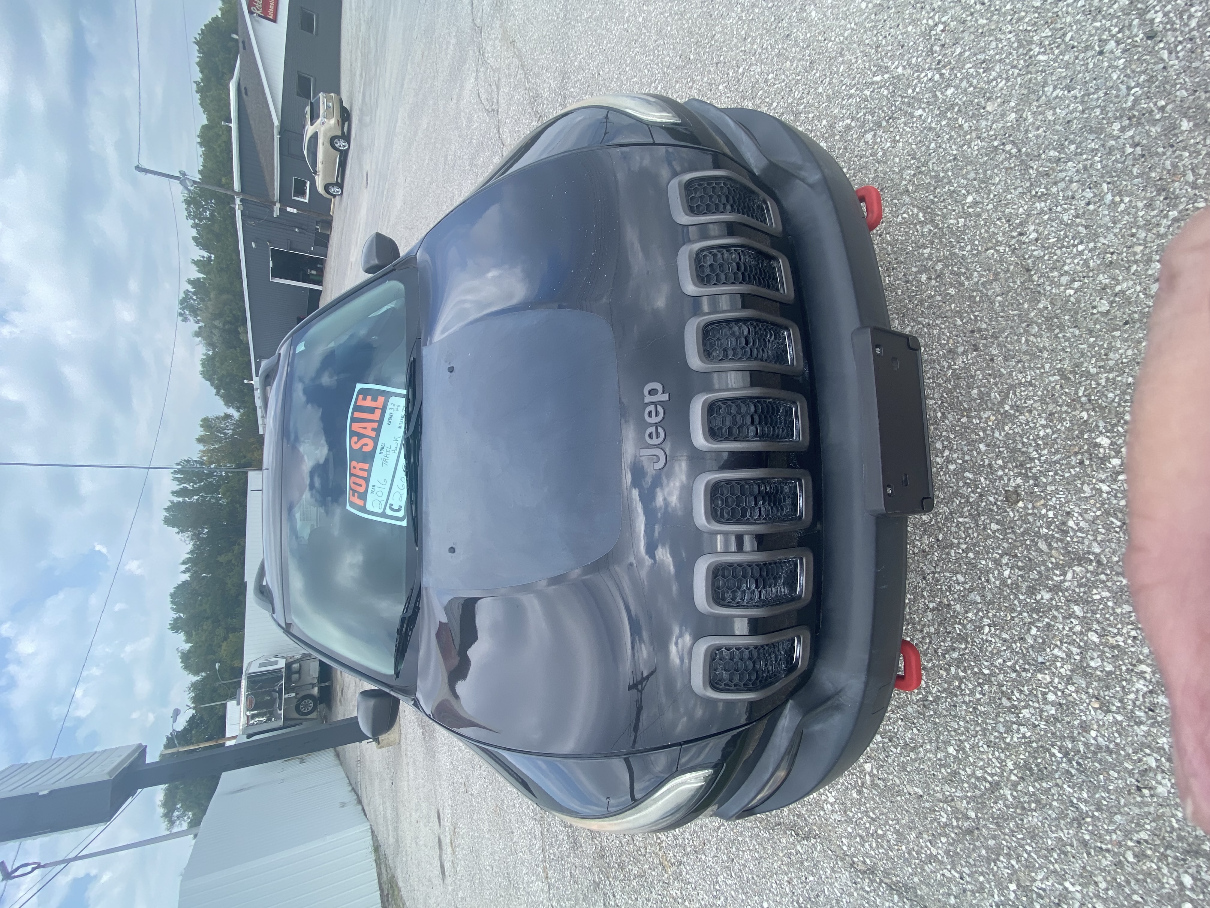 Used 2016 Jeep Cherokee Trailhawk w/ Trailer Tow Group AWD/4WD image 5