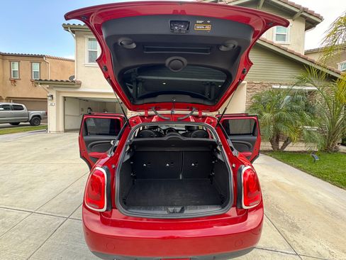 Used 2016 MINI Cooper 4-Door Hardtop FWD image 9