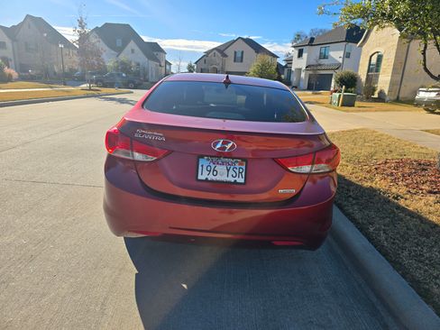 Used 2013 Hyundai Elantra Limited w/ Technology Pkg image 5