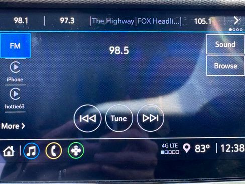Used 2022 Buick Encore GX Preferred w/ Cold Weather Comfort Package FWD image 14