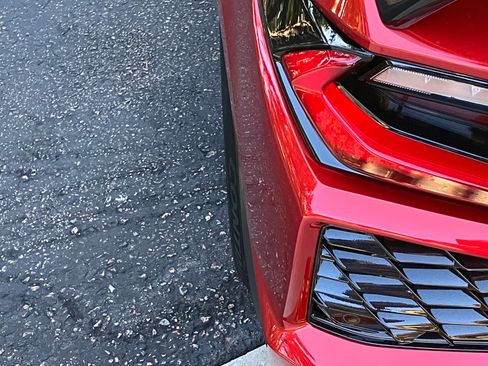 Used 2023 Chevrolet Corvette Stingray Preferred Cpe w/ Z51 Performance Package image 8