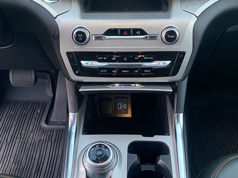 Used 2022 Ford Explorer Timberline image 13