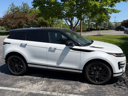 Used 2023 Land Rover Range Rover Evoque R-Dynamic SE AWD/4WD image 15