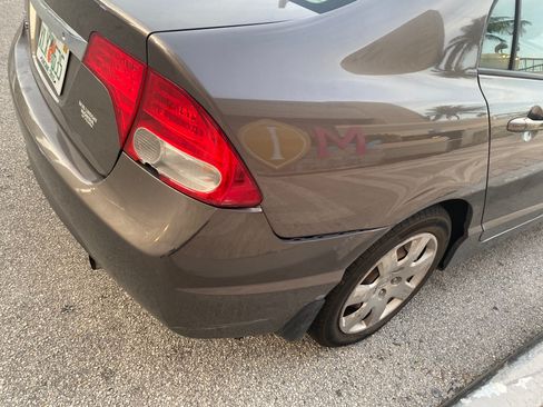 Used 2011 Honda Civic LX image 5