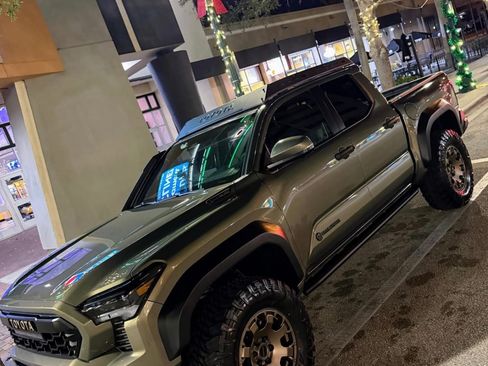 Used 2025 Toyota Tacoma Trailhunter Pickup 4D 5 ft image 5