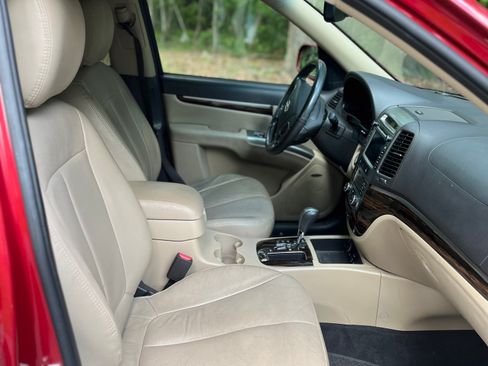Used 2011 Hyundai Santa Fe Limited w/ Navigation Pkg 4 AWD/4WD image 8