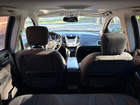 Used 2011 Chevrolet Equinox LT w/ Driver Convenience Package FWD image 9