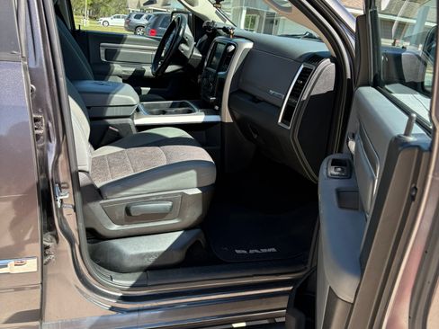 Used 2016 RAM 1500 Big Horn image 11