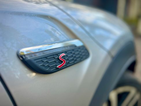 Used 2023 MINI Cooper S w/ Signature Upholstery Package image 11