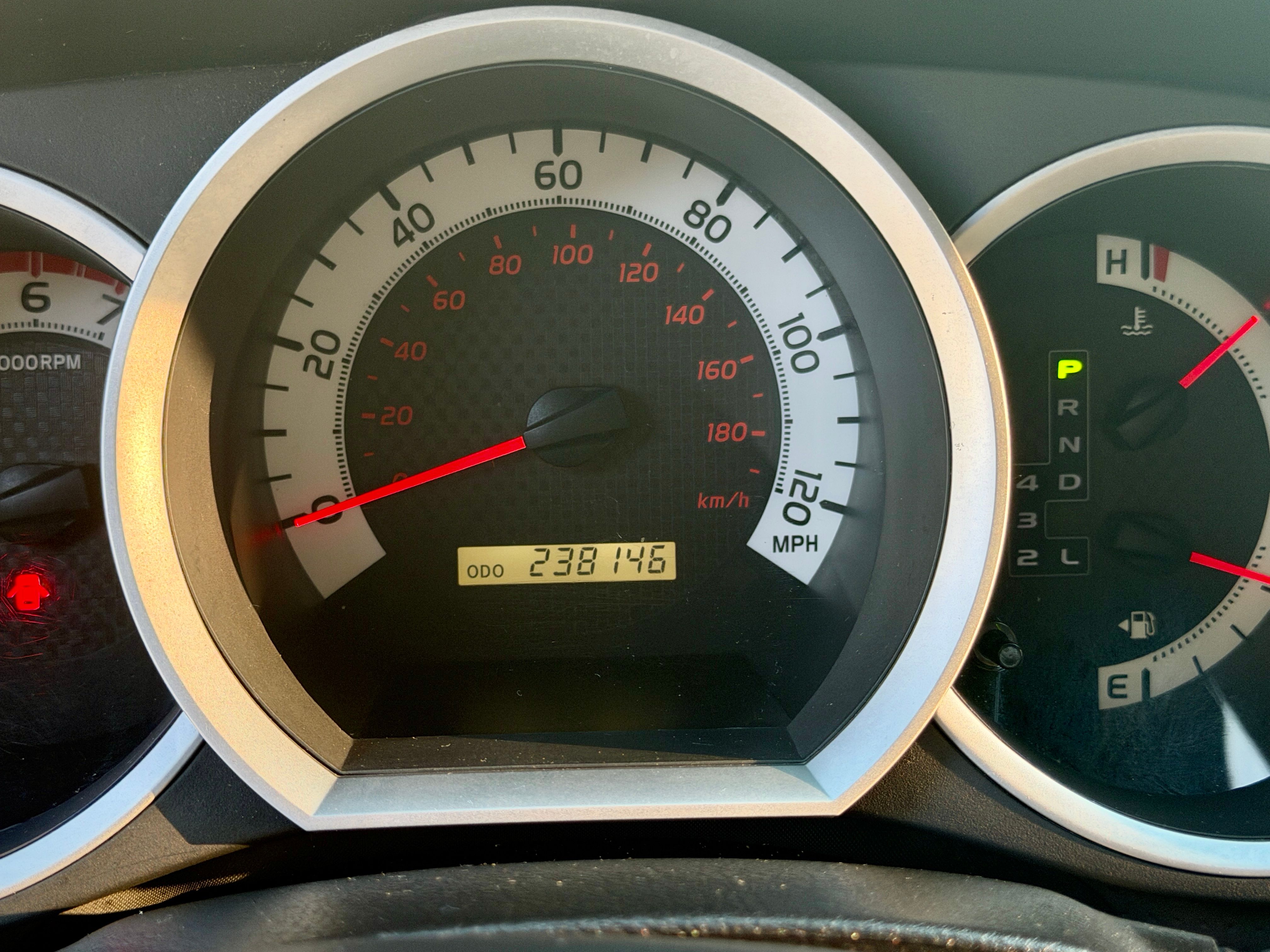 Used 2013 Toyota Tacoma PreRunner w/ TRD Sport Pkg RWD image 21