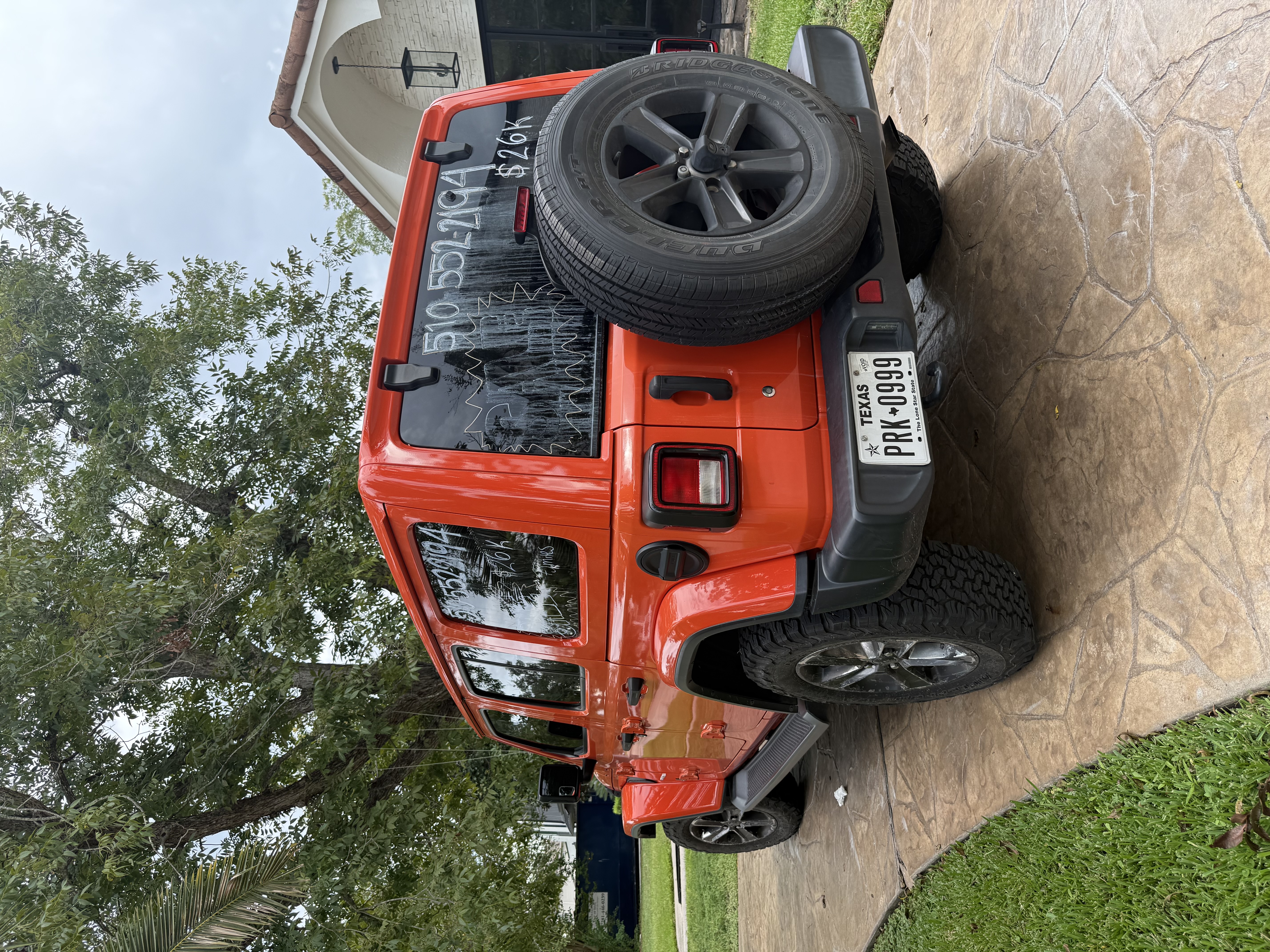 Used 2020 Jeep Wrangler Unlimited Sahara w/ Uconnect 4C Nav & Sound Group AWD/4WD image 8