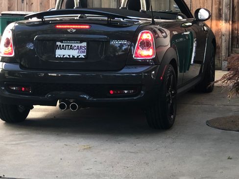 Used 2015 MINI Cooper Roadster S FWD image 2