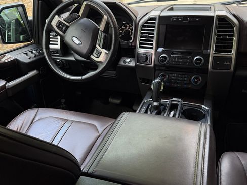 Used 2015 Ford F150 Platinum w/ Equipment Group 701A Luxury AWD/4WD image 6