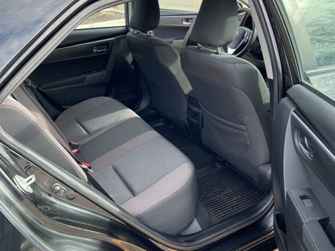 Used 2019 Toyota Corolla LE image 22