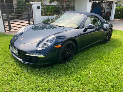 Used 2014 Porsche 911 Carrera image 2