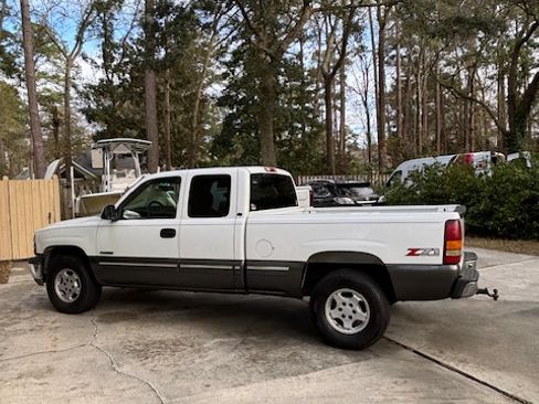 Used 2001 Chevrolet Silverado 1500 LS w/ Off-Road Chassis Pkg image 8