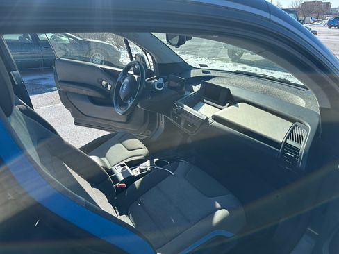 Used 2019 BMW i3 w/ Range Extender image 18