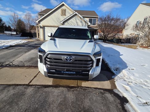 Used 2023 Toyota Tundra Limited image 4