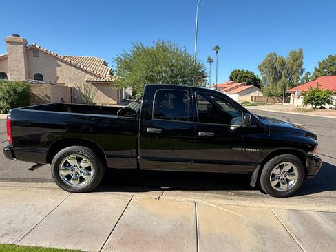 Used 2005 Dodge Ram 1500 Truck SLT w/ Quad Cab Big Horn Value Group image 8