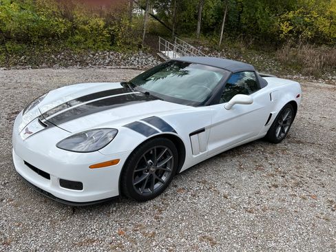 Used 2013 Chevrolet Corvette Grand Sport w/ 4LT Preferred Equipment Group image 1
