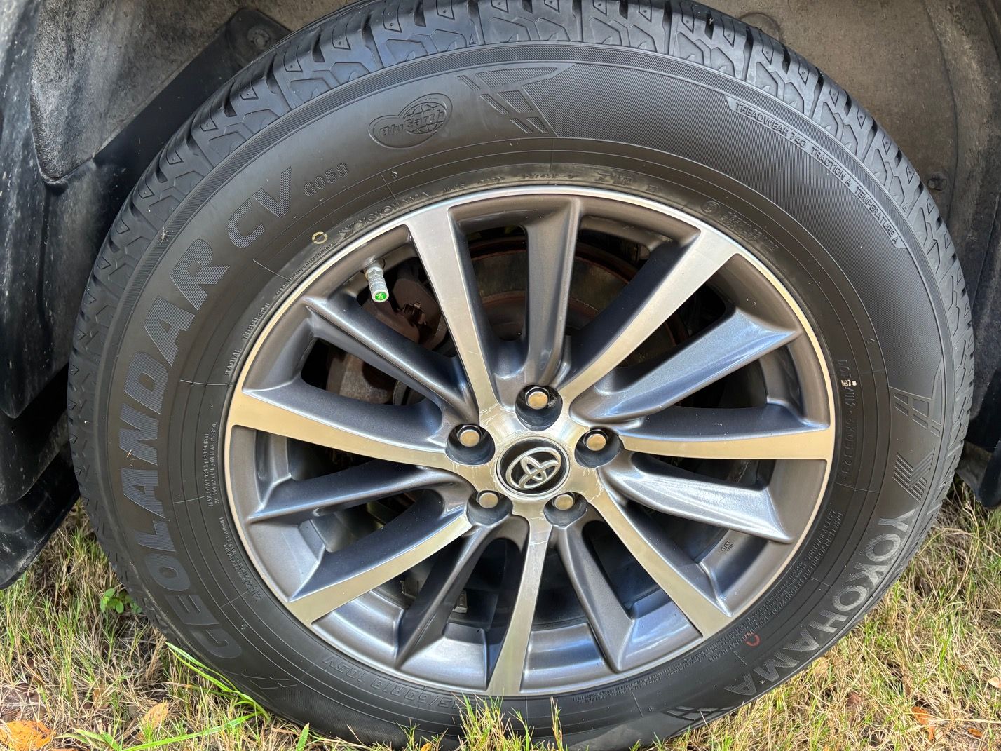 Used 2018 Toyota Highlander XLE AWD/4WD image 15
