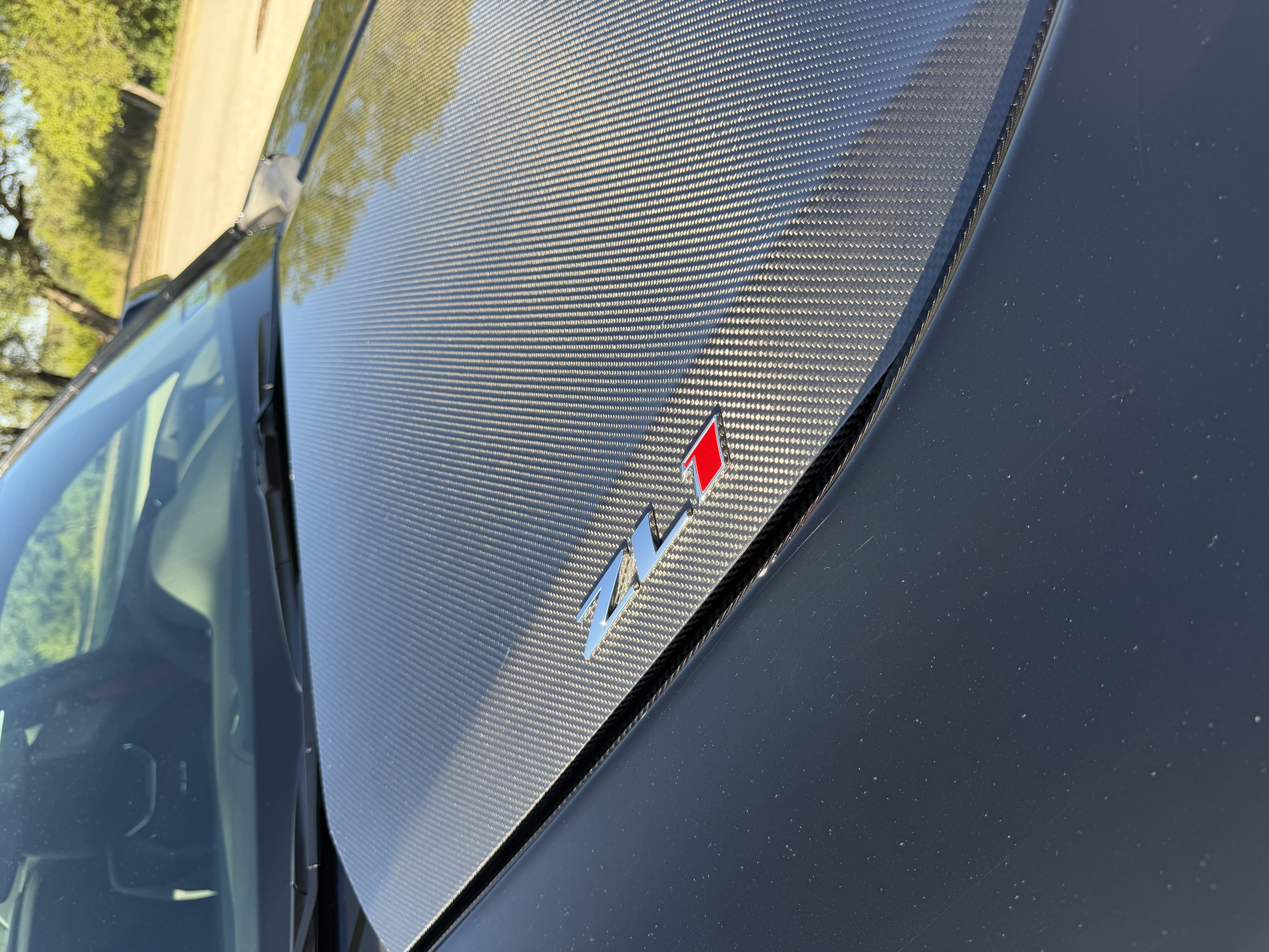 Used 2018 Chevrolet Camaro ZL1 RWD image 2