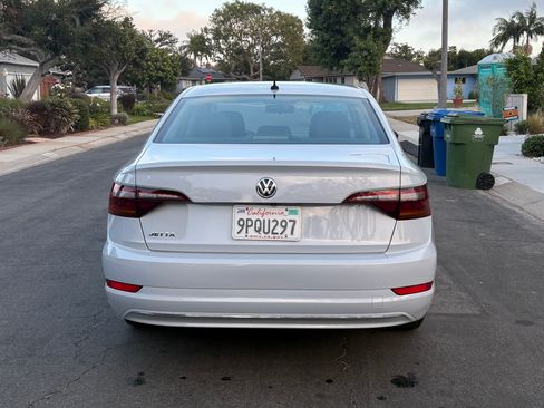 Used 2019 Volkswagen Jetta S w/ Driver Assistance Package FWD image 9