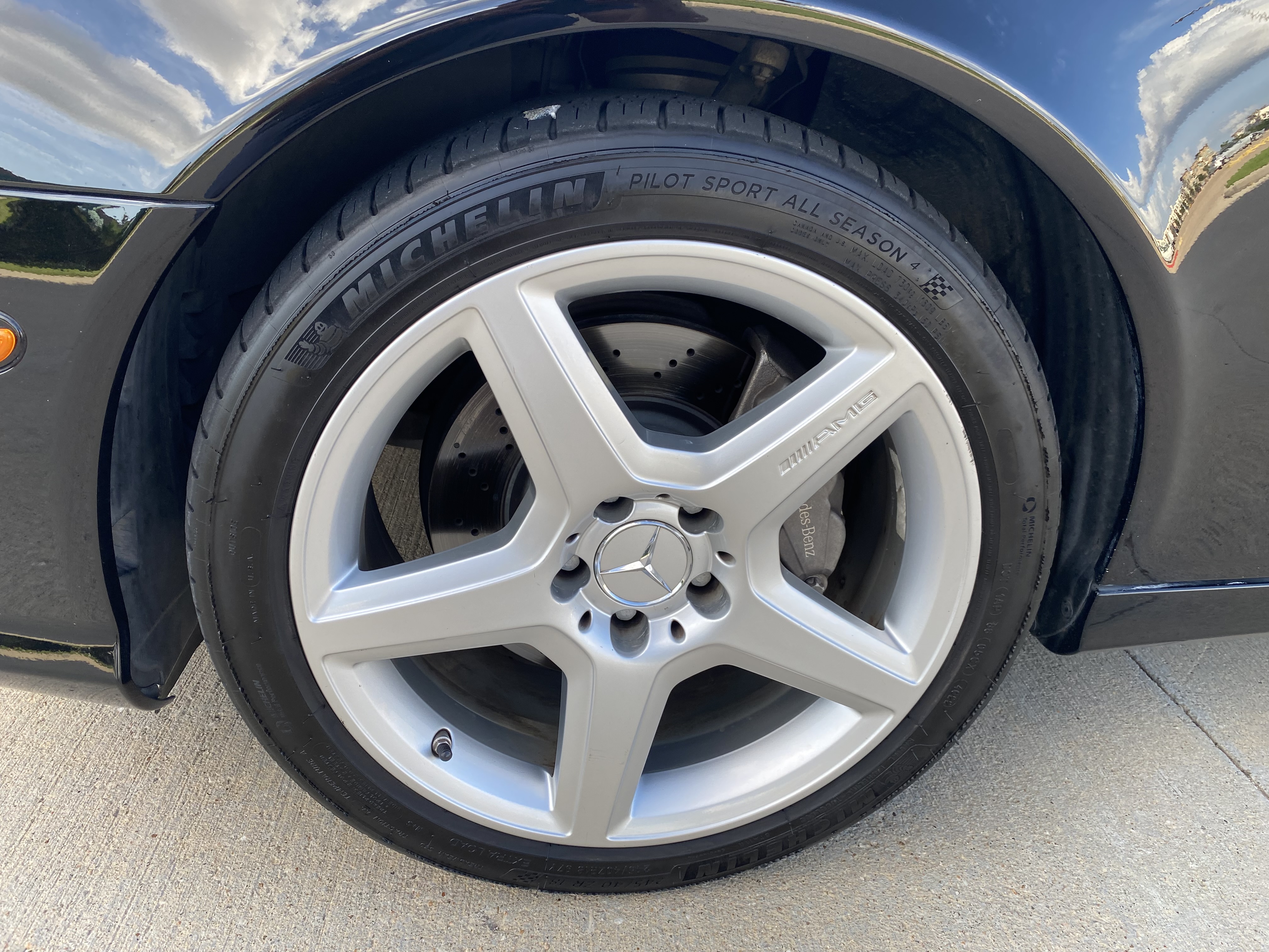 Used 2009 Mercedes-Benz E 550 Sedan image 29