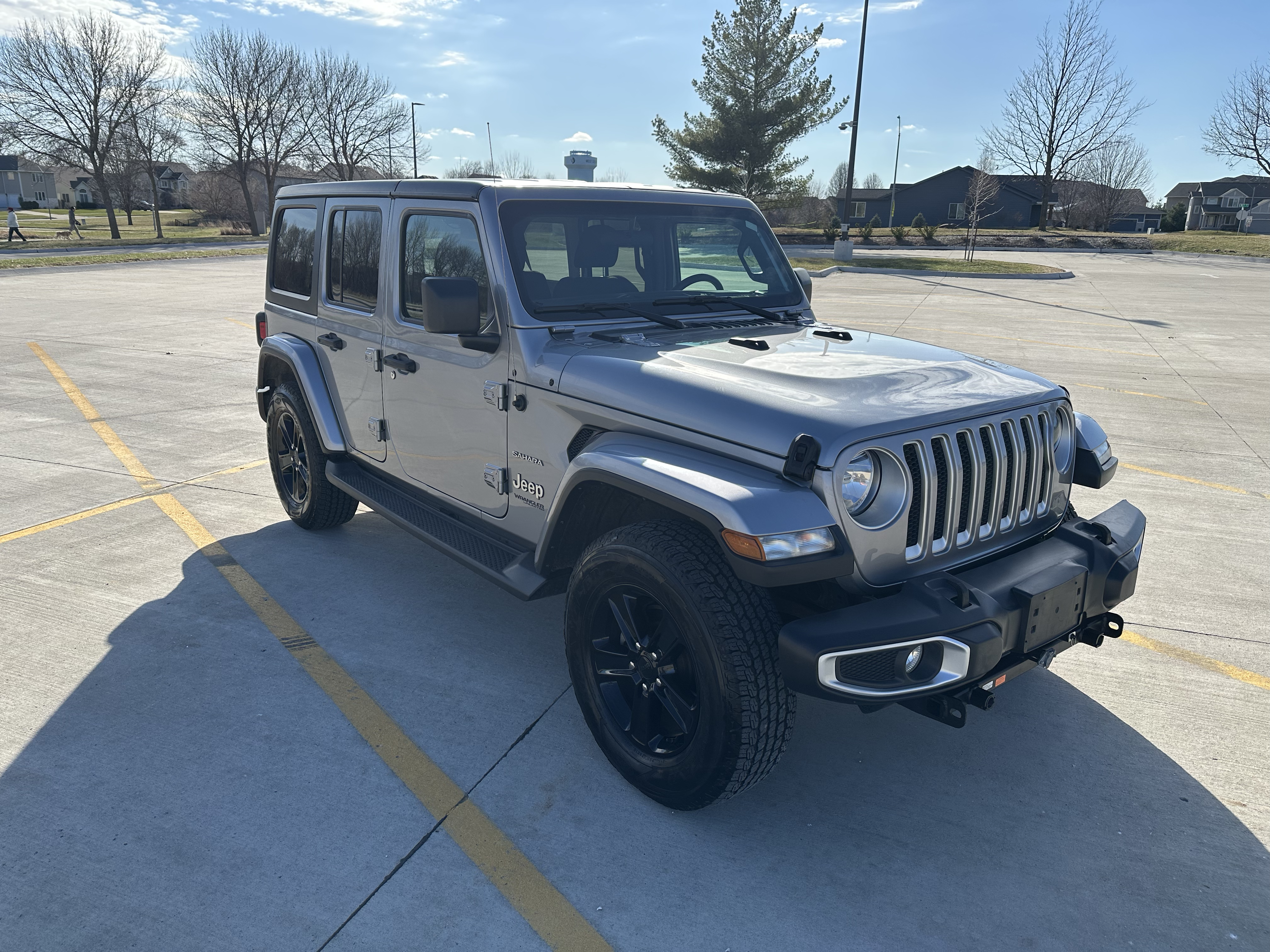 Used 2020 Jeep Wrangler Unlimited Sahara AWD/4WD image 6