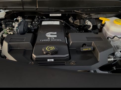 Used 2021 RAM 3500 Laramie image 19