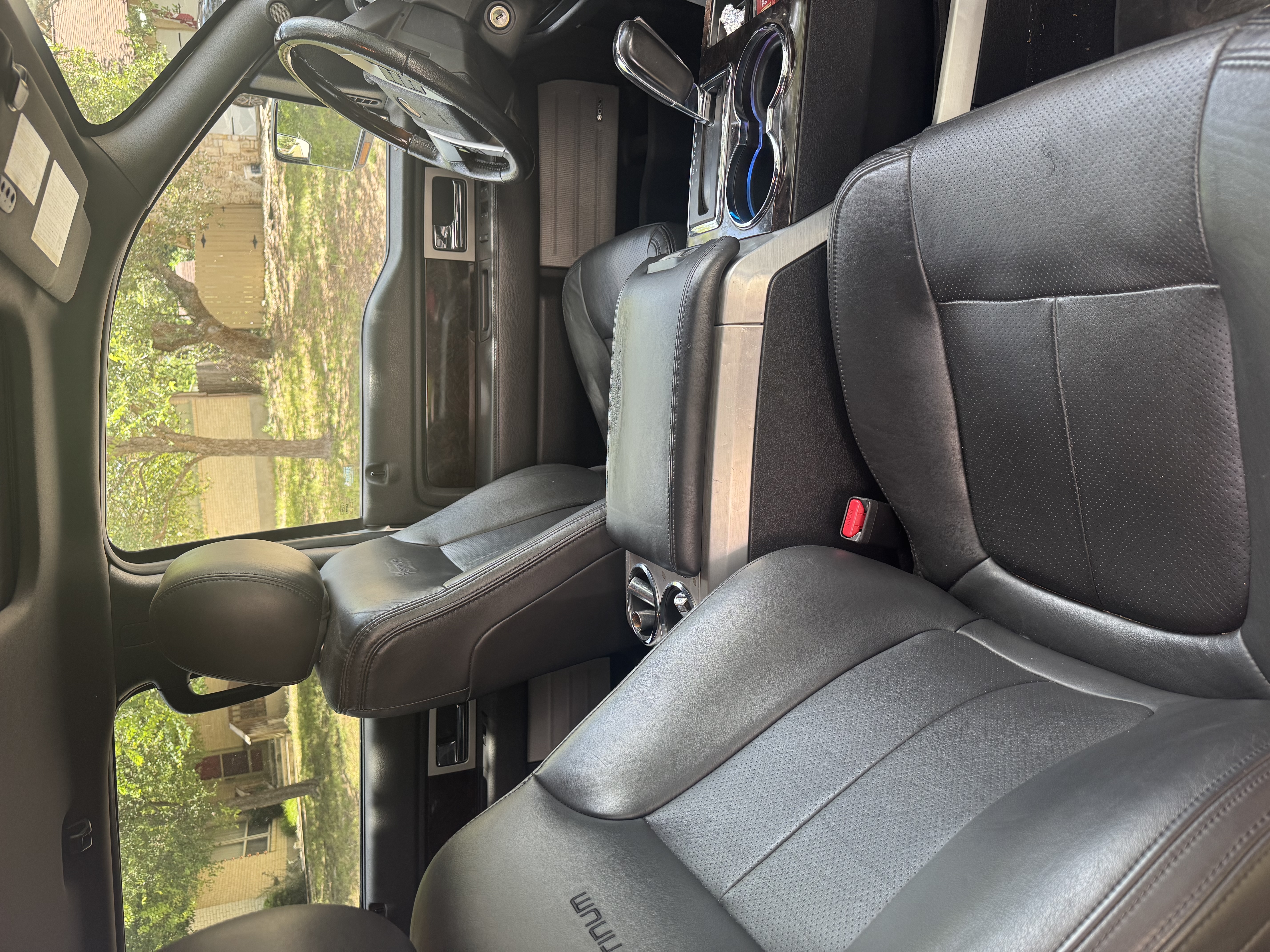Used 2013 Ford F150 Platinum AWD/4WD image 9