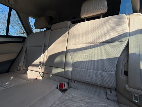 Used 2019 Subaru Outback 2.5i Premium image 21