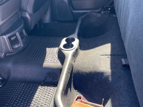 Used 2019 RAM 2500 Tradesman w/ Chrome Appearance Group image 15