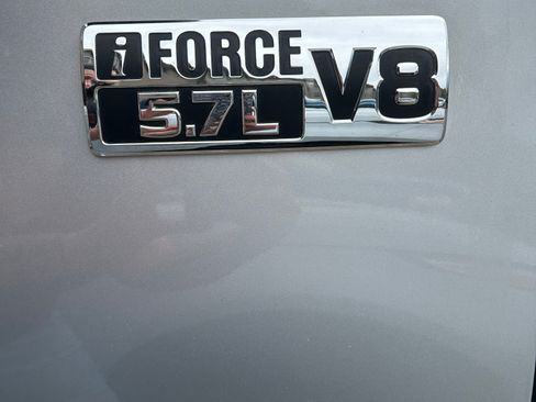 Used 2015 Toyota Tundra SR5 image 17