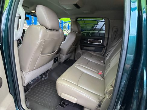 Used 2011 RAM 2500 Laramie w/ Cold Weather Group image 17