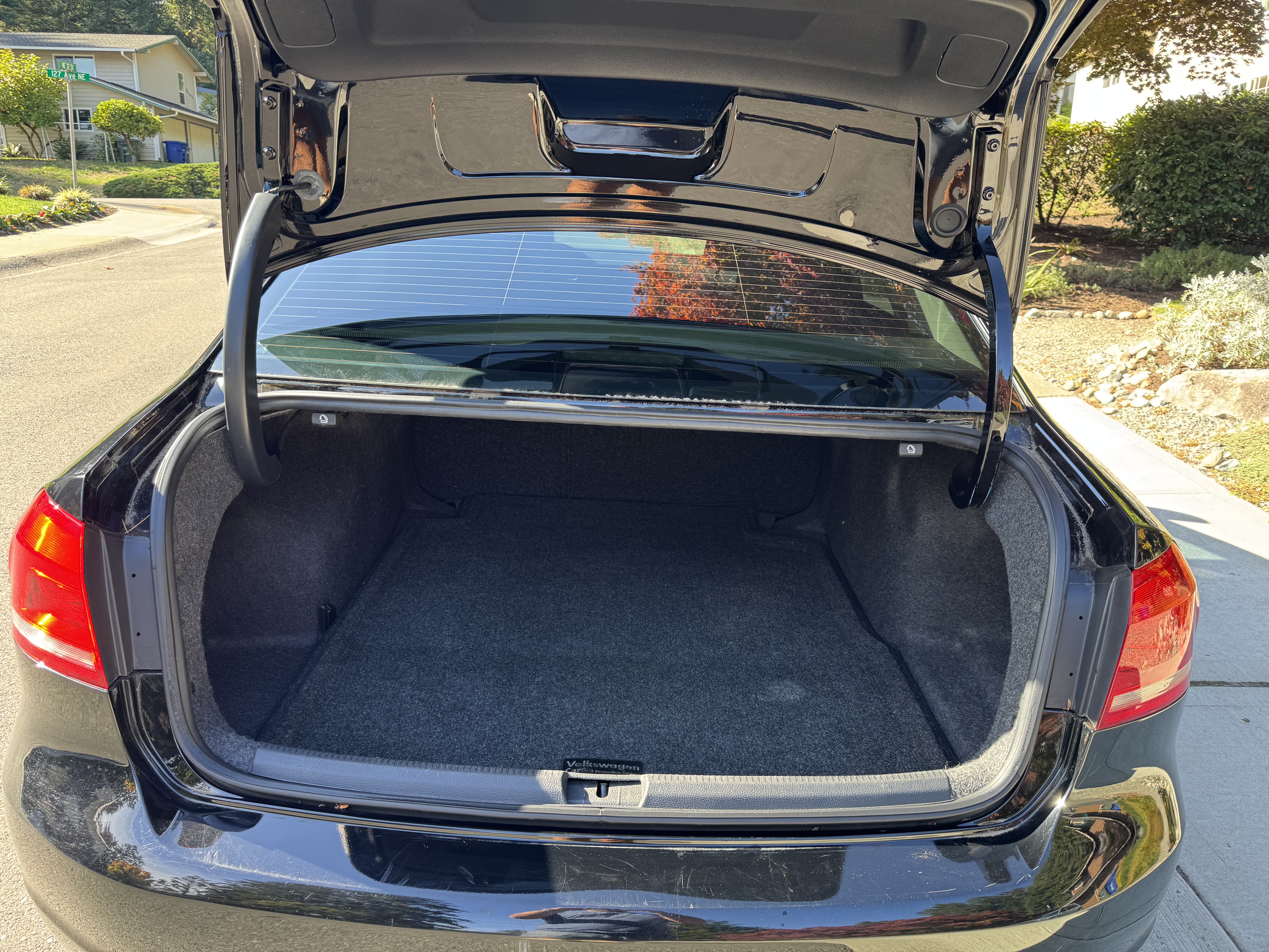 Used 2012 Volkswagen Passat 2.5 S FWD image 16