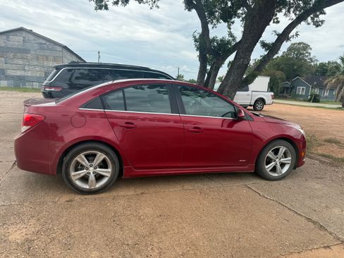 Used 2013 Chevrolet Cruze LT w/ RS Package image 11