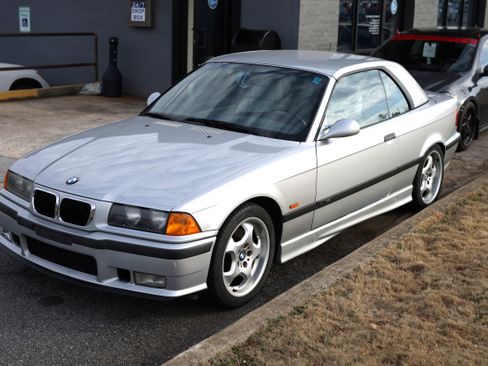 Used 1999 BMW M3 Convertible image 1