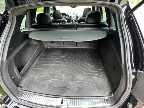 Used 2013 Porsche Cayenne S image 16