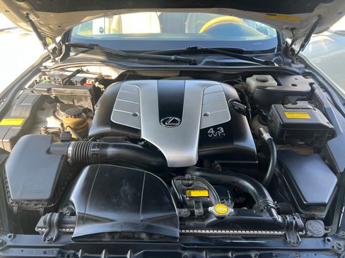 Used 2003 Lexus SC 430 Convertible image 17