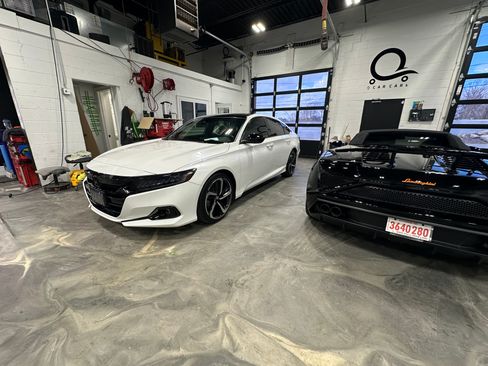 Used 2021 Honda Accord Sport image 4