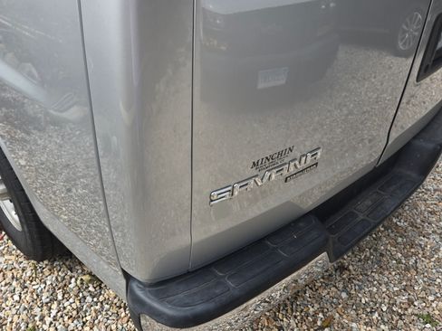 Used 2016 GMC Savana 3500 image 8